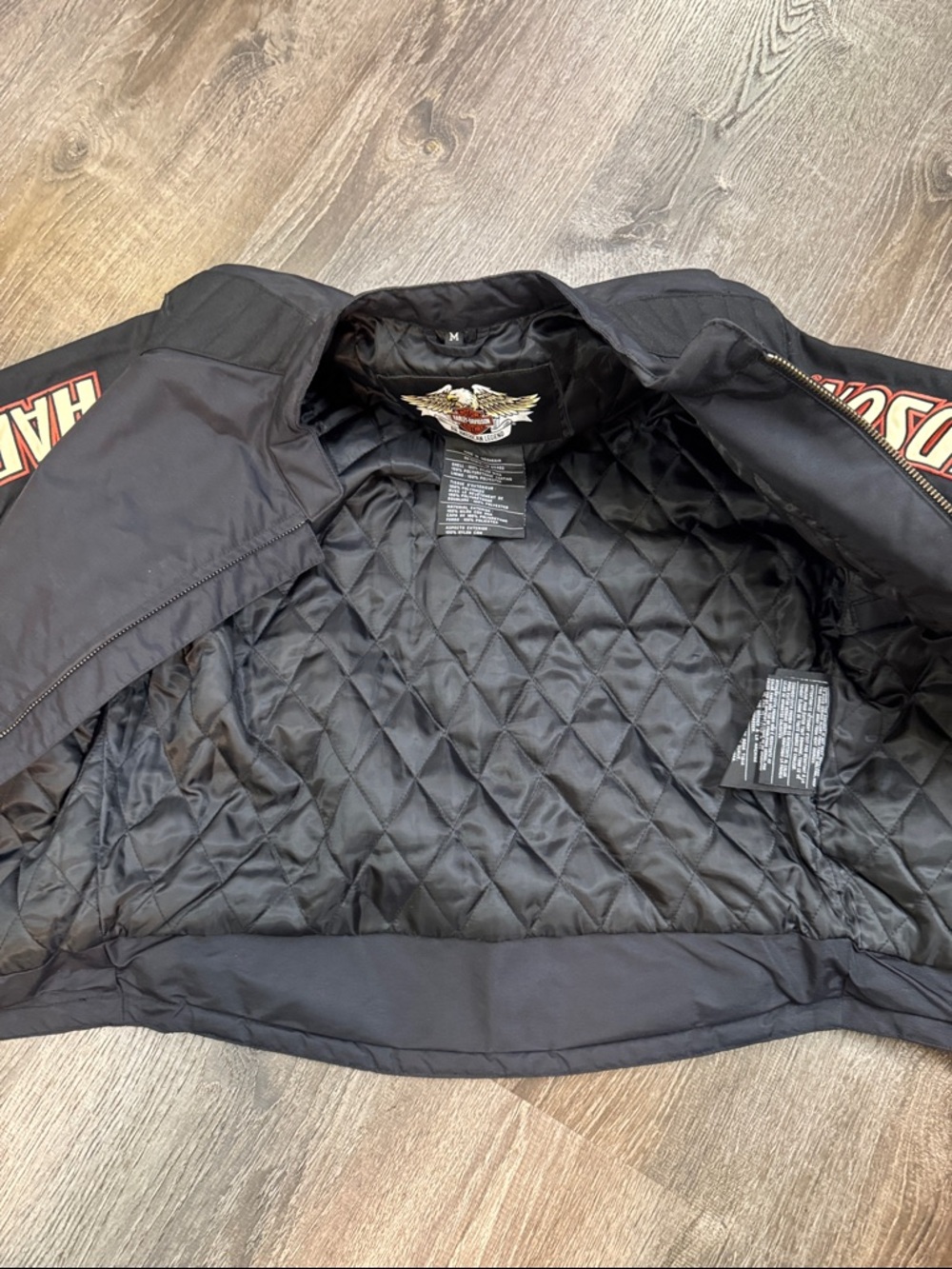 Harley-Davidson Black Jacket with Red & Gold Sleeve Logos - Picture 8 of 8